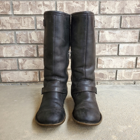 UGG Tupelo Australia Leather women's boots tall - Picture 8 of 16